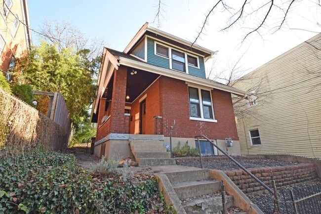 property at 1122 Holman Ave