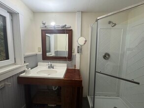 377 Charlotte Rd in Hinesburg, VT - Building Photo - Building Photo