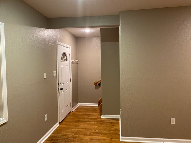 301 Cumberland St in Harriman, TN - Building Photo - Building Photo