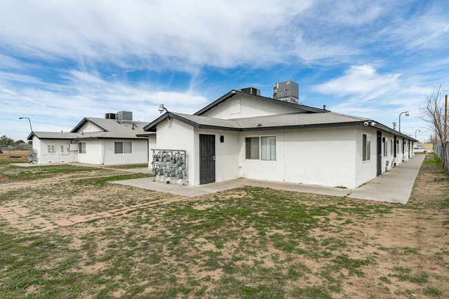 White Street Apartments