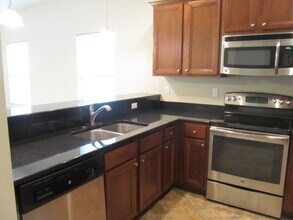 8875 White Ibis Way in Navarre, FL - Building Photo - Building Photo