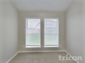 8039 Branson Park Ln in Humble, TX - Foto de edificio - Building Photo