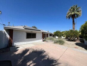 4080 Cll San Antonio in Palm Springs, CA - Building Photo - Building Photo