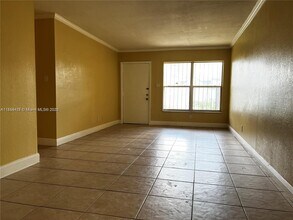 18913 NW 46th Ave in Miami Gardens, FL - Building Photo - Building Photo
