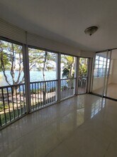 1670 NE 191st St, Unit 28 in Miami, FL - Building Photo - Building Photo