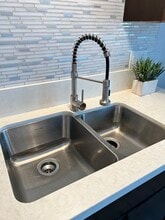 8203 Buhman Ave in Pico Rivera, CA - Foto de edificio - Building Photo