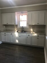 1010 Washington Ave in Louisville, OH - Building Photo - Building Photo