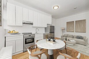 76-78 Carmine Street in New York, NY - Building Photo