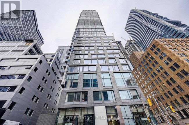 property at 101-2101 Peter St