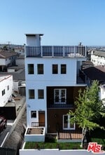 778 W 25th St in Los Angeles, CA - Building Photo - Building Photo