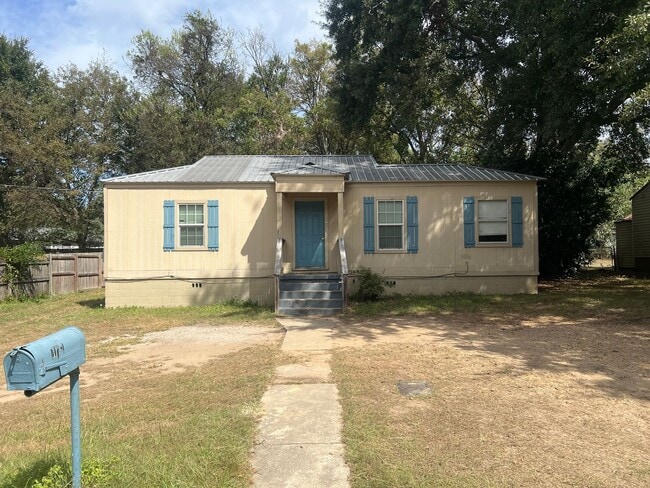 property at 405 26th St E
