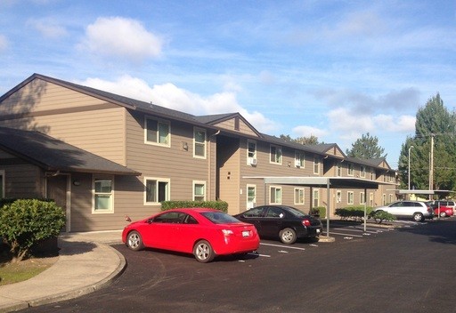 Fourth Plain Plaza Apartments in Vancouver, WA - Building Photo - Building Photo