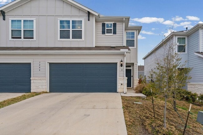 property at 7200 Grenadine Bloom Bnd