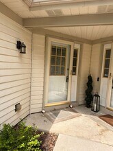 1622 Orchard Ave in Schaumburg, IL - Building Photo - Building Photo