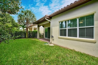 209 Diamante Way in Jupiter, FL - Foto de edificio - Building Photo