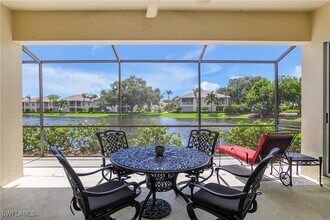 2256 Island Cove Cir in Naples, FL - Building Photo - Building Photo