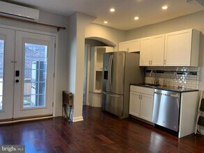848 Moyer St in Philadelphia, PA - Building Photo - Building Photo