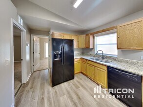 4409 Venice Dr in Land O Lakes, FL - Building Photo - Building Photo