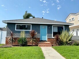 2411 Gates Ave in Redondo Beach, CA - Building Photo