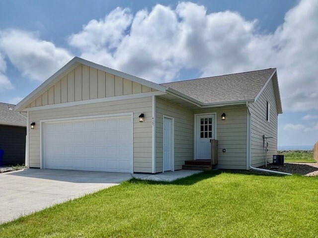 property at 427 Diamond Ridge Blvd