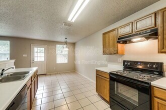 1117 Scarlet Sage Pkwy in Burleson, TX - Building Photo - Building Photo