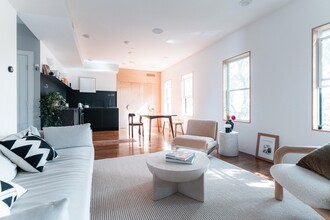 8 Anthony J Grieco Ter, Unit 3 in Boston, MA - Building Photo - Building Photo