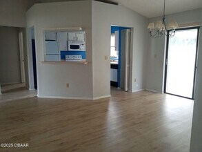 428 Sandpiper Ct in Edgewater, FL - Building Photo - Building Photo