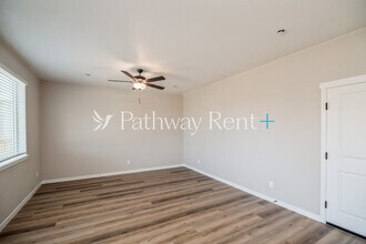 9464 Yampa St in Commerce City, CO - Building Photo - Building Photo