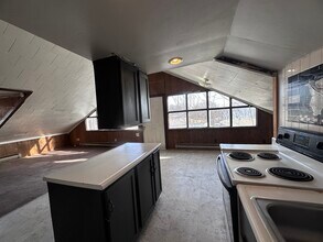 208 E English St in Danville, IL - Building Photo - Building Photo