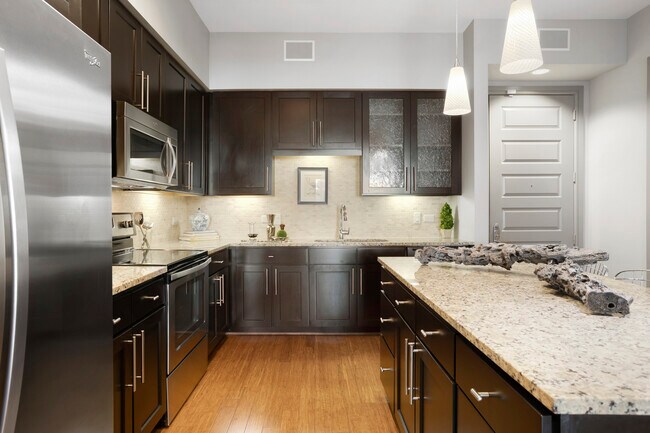 Gables River Oaks photo'