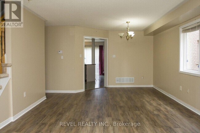 97 Native Landing in Brampton, ON - Building Photo - Building Photo