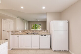 27470 Palmesta Circle in Bonita Springs, FL - Building Photo - Building Photo
