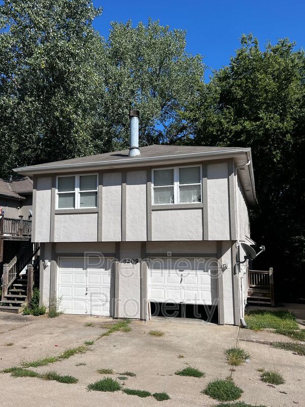 property at 8209 N Everton Ave