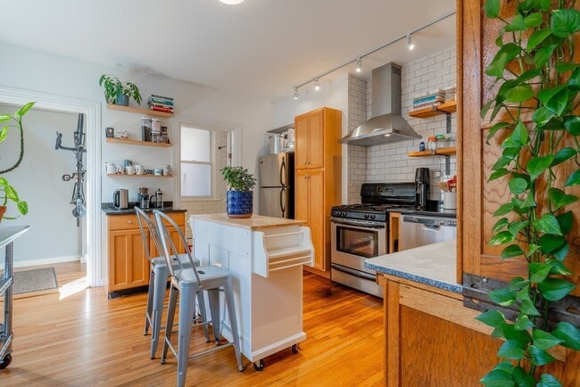 77 Columbus Ave, Unit 1