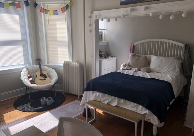 58-60 Burbank St, Unit 19 in Boston, MA - Building Photo - Building Photo
