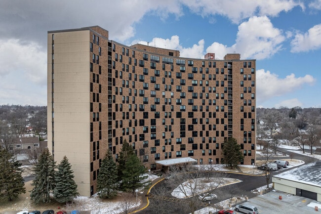 Wilder Park Condominiums