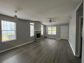 3561 Sedona Loop in Tallahassee, FL - Building Photo - Building Photo
