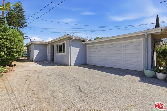 2975 W Ave 33 in Los Angeles, CA - Building Photo - Building Photo