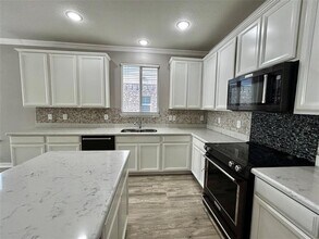 2336 Buelingo Ln in Fort Worth, TX - Building Photo - Building Photo