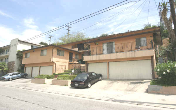 608 Via Altamira in Montebello, CA - Building Photo