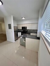 1198 Marseille Dr in Miami Beach, FL - Building Photo - Building Photo
