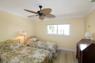 260 Santa Maria St in Venice, FL - Building Photo - Building Photo