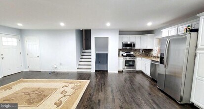 236 Arundel Ave in Horsham, PA - Building Photo - Building Photo