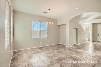 1181 E Taylor Trail in Queen Creek, AZ - Foto de edificio - Building Photo