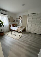 81 NW 44th St in Miami, FL - Building Photo - Building Photo