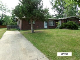 1100-1102 Castlerock Dr in Fort Collins, CO - Building Photo