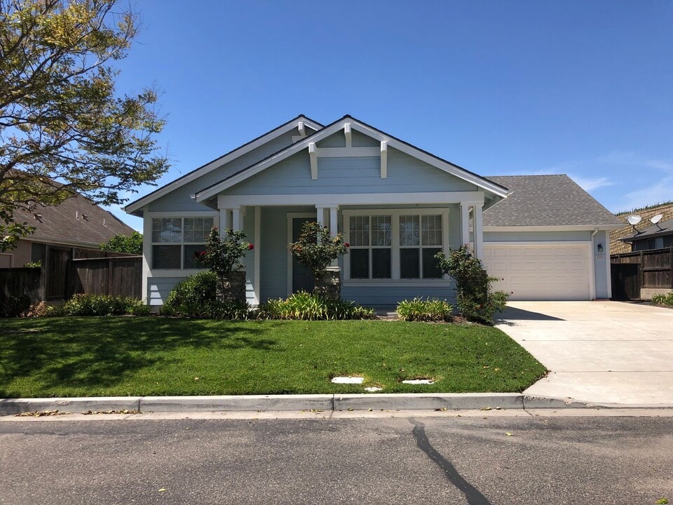 21 Chamiso Dr in Los Alamos, CA - Foto de edificio