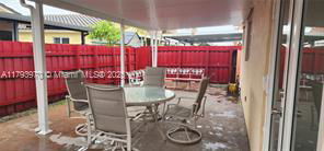 2574 W 71st Pl in Hialeah, FL - Building Photo - Building Photo