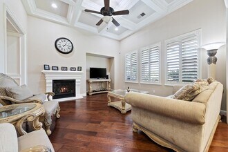 1759 N Picadilly Ln in Clovis, CA - Building Photo - Building Photo