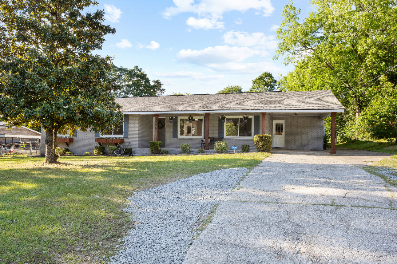 3796 Auburn Rd in Phenix City, AL - Building Photo